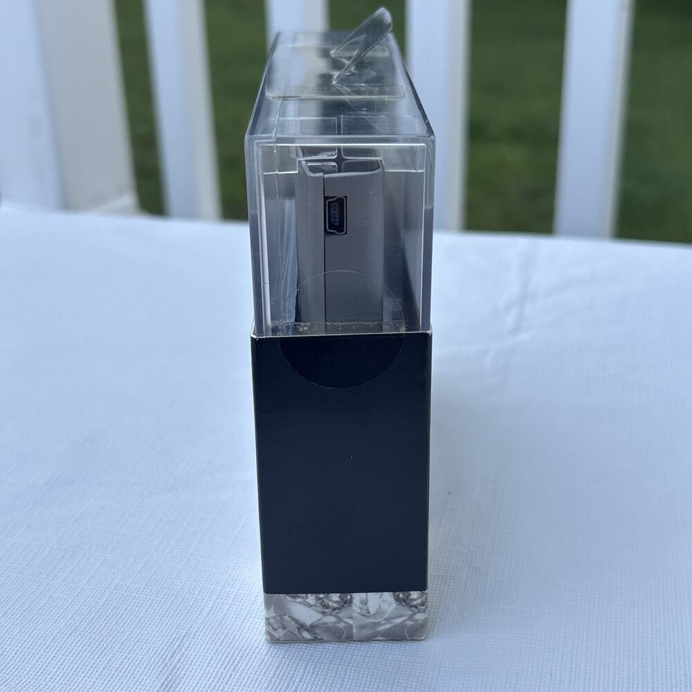 SimpleTech Signature Mini Ice 250 GB External Hard Drive - Picture 3 of 7